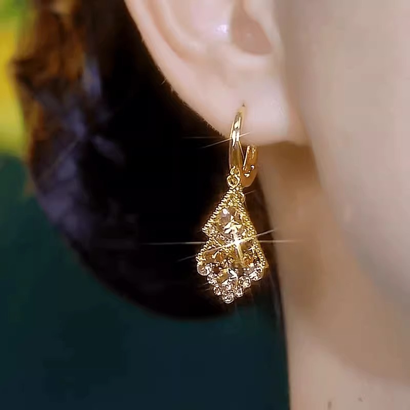 気質女神ファッションイヤリング　多用途ゴールドフレンチイヤリ - Diamond Stud Earrings のレビューと価格
