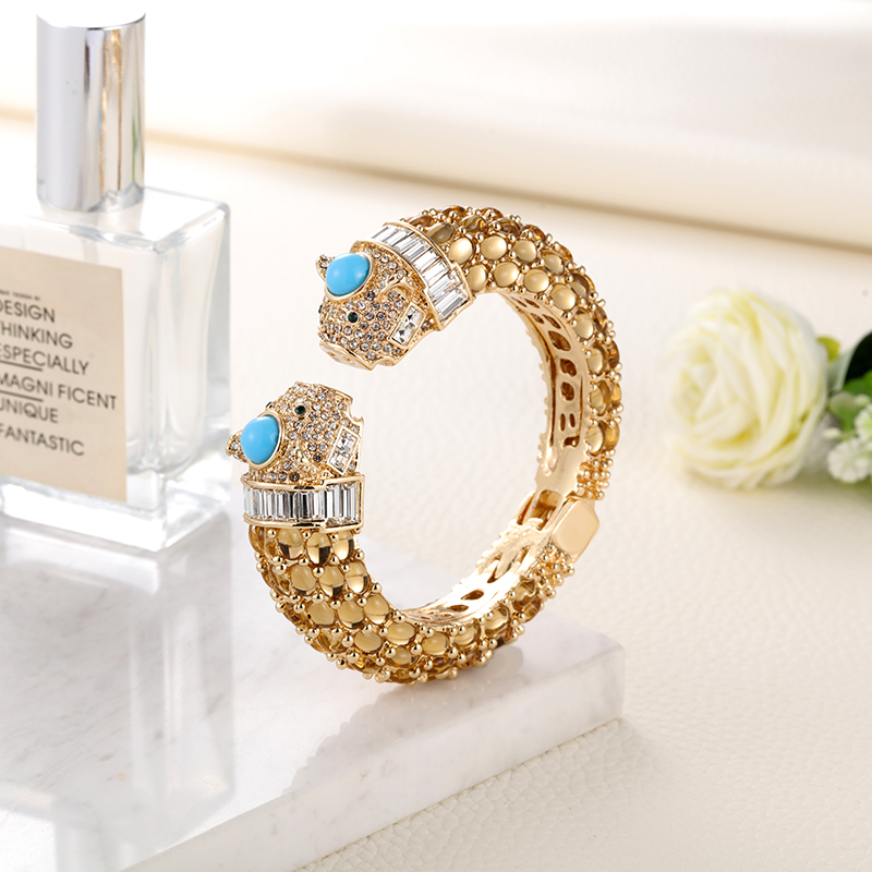 サリーのパラダイス アニマルブレスレット ゴールドメッキ バ - Paradise Jewelry & Watches Llc Miami のレビューと価格