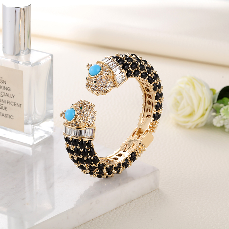 サリーのパラダイス アニマルブレスレット ゴールドメッキ バ - Paradise Jewelry & Watches Llc Miami のレビューと価格